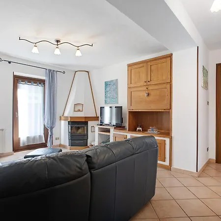 Ampaillan 002 Apartment Aosta